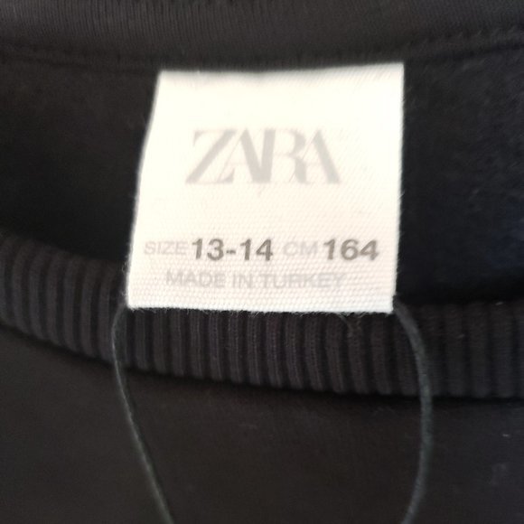 Zara Women's Size 13-14 Black Top with Golth tagsden Buttons - New with tags. - Picture 2 of 4